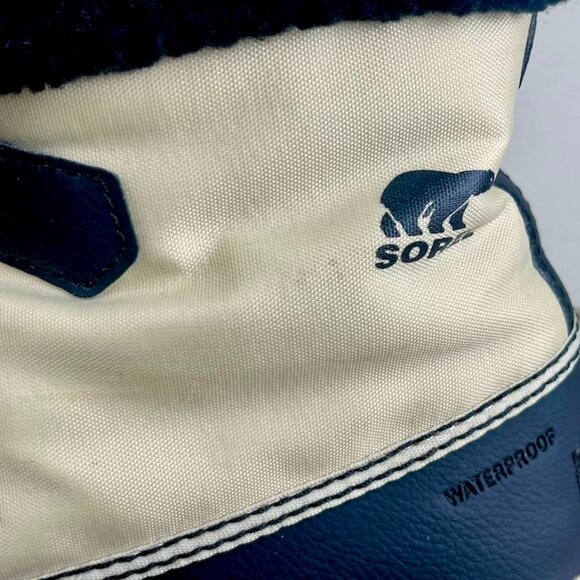 Sorel Cozy Carnaval Waterproof Boots  Womens Size 8 - Picture 16 of 16